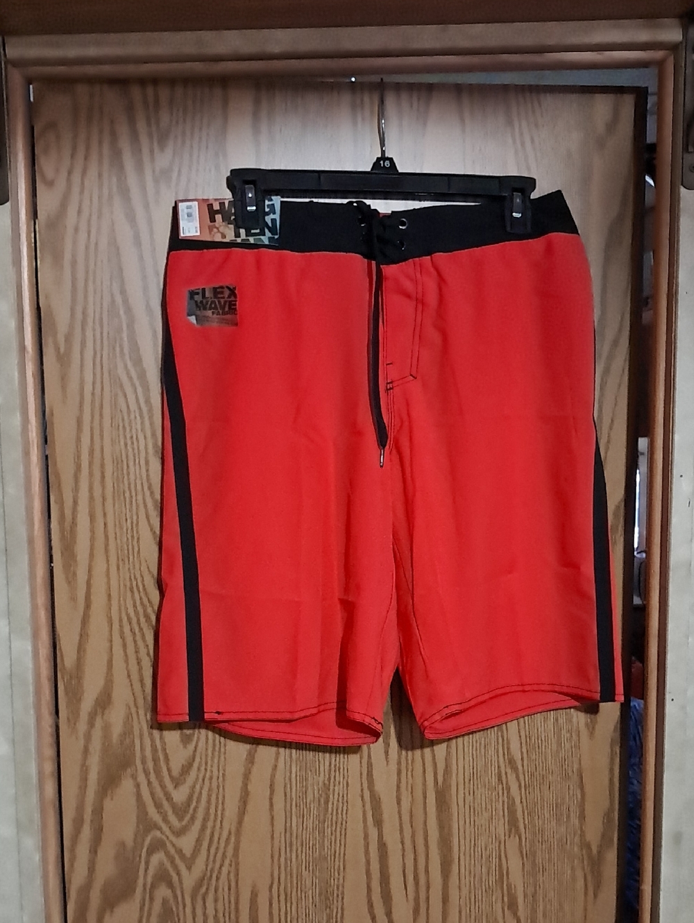 Hang Ten Red and Black Men’s Swim Trunks Size 32